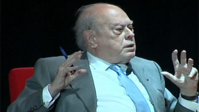 Manos Limpias denuncia a Pujol por siete delitos y a su esposa como cómplice