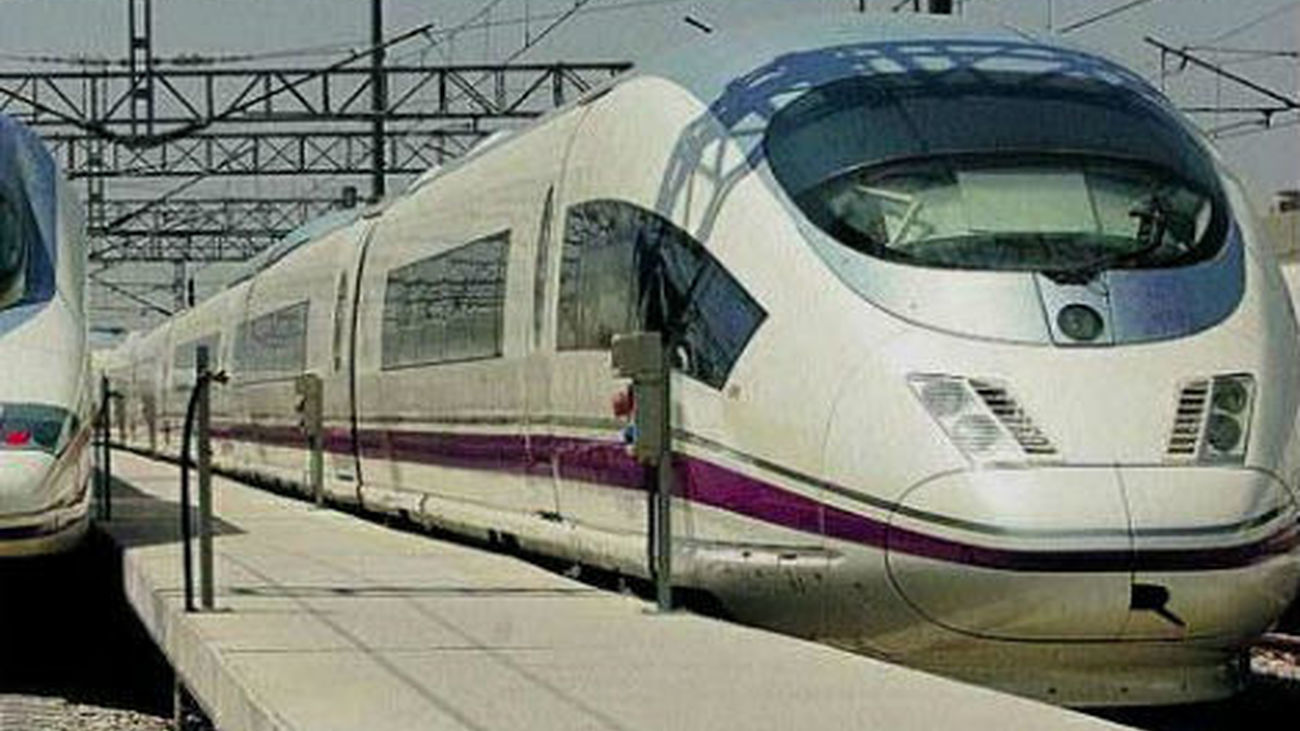 Renfe y Adif afrontan dos jornadas de huelga en plena operación de vacaciones de agosto