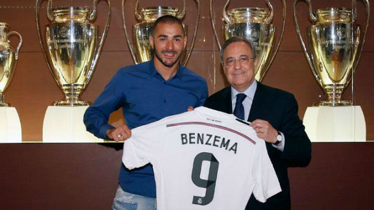 Benzema renueva con el Real Madrid hasta 2019
