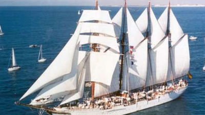 Encuentran un alijo de 127 kilos de cocaína en el buque escuela Juan Sebastián Elcano