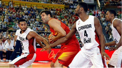 82-70. España se impone a Canadá desde la pintura