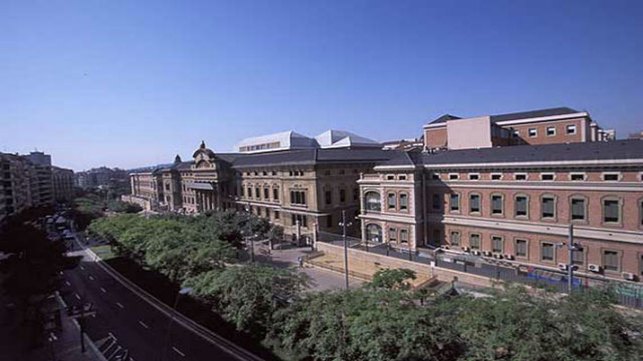 Aislan a un paciente en el Clínic de Barcelona