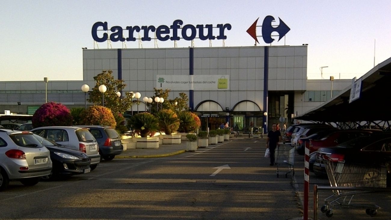 Carrefour abre este martes en Madrid  el primer hipermercado 24 horas de España