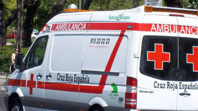 Dos policías heridos graves en las manos por la explosión de una granada