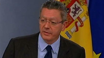 Gallardón propone pasar de 17.621 a 22 aforados en España