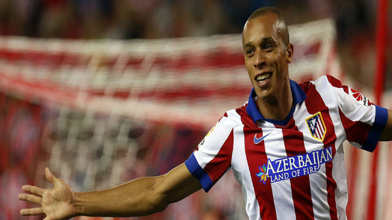 2-1. El Atlético gana de estrategia entre el sufrimiento