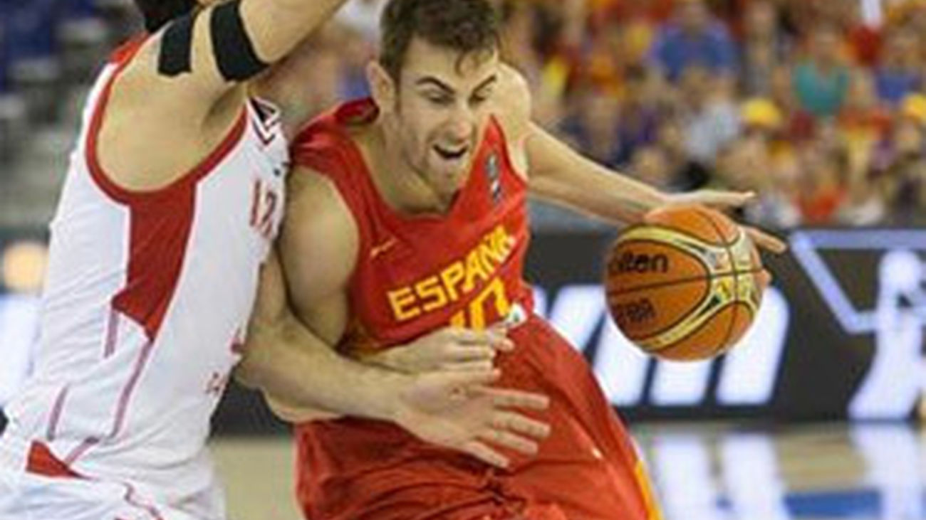 La selección española sacó adelante sin problemas el estreno ante el campeón asiático