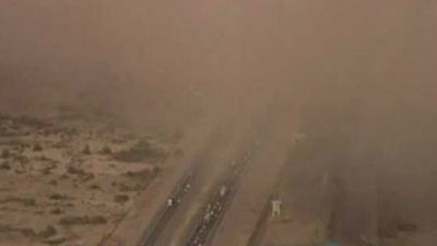 Una tormenta de arena golpea la capital de Arizona