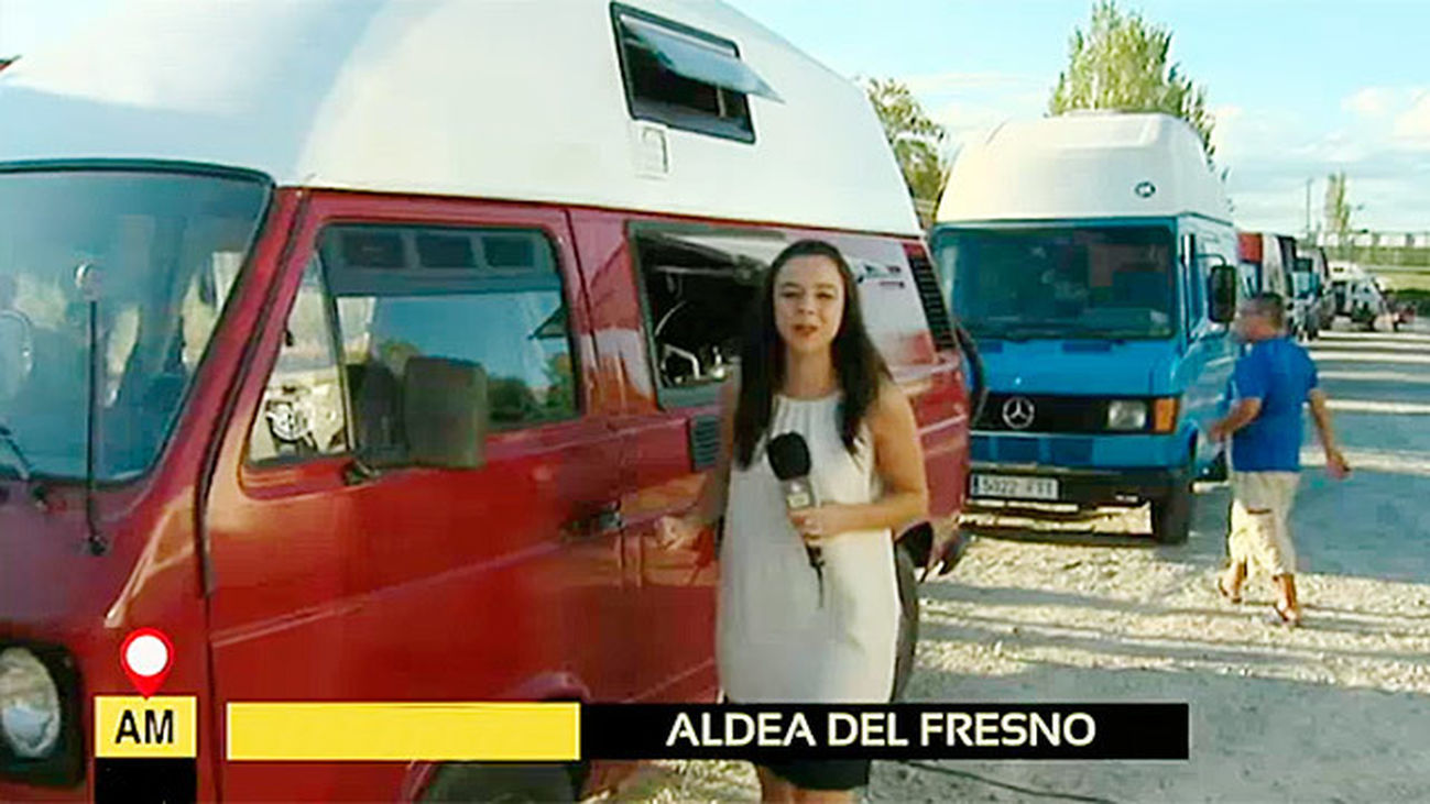 Concentración de furgonetas en Aldea del Fresno