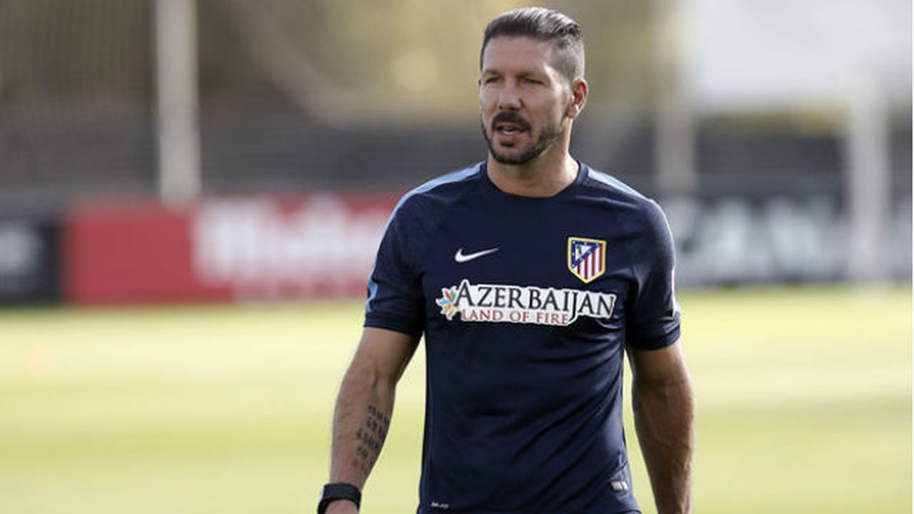 El Atlético viaja a Atenas con todos salvo el 'Cebolla'