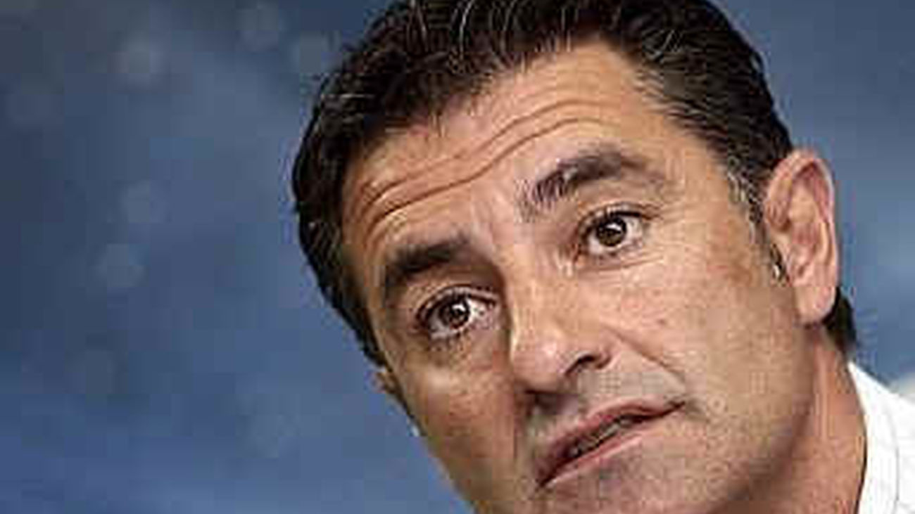 Míchel: "Vamos a intentar hacerle daño al Atleti"