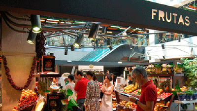 El Mercado de San Antón homenajea a los diseñadores españoles más importantes