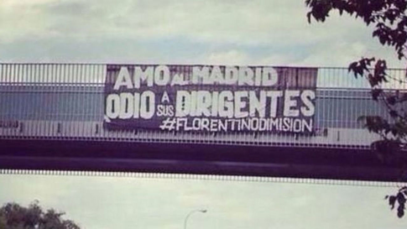 Ultras Sur profana la tumba de la mujer de Florentino