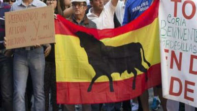 Tordesillas se moviliza para defender el Toro de la Vega de aberraciones