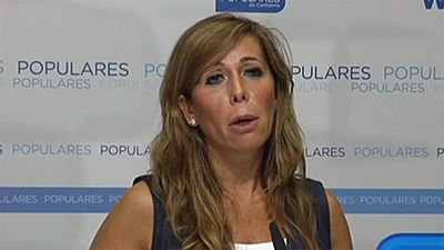 Sánchez-Camacho pide a Mas que "no juegue más con el calendario" y rectifique