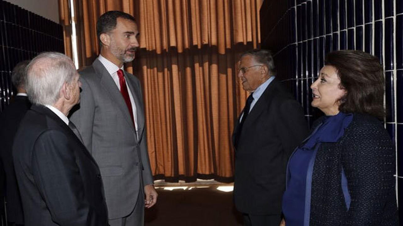 El Rey pide a los jóvenes confianza en el futuro común de los españoles