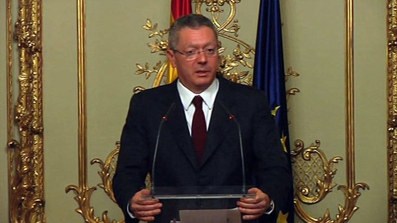 Ruiz-Gallardón dimite como ministro de Justicia y abandona la política activa