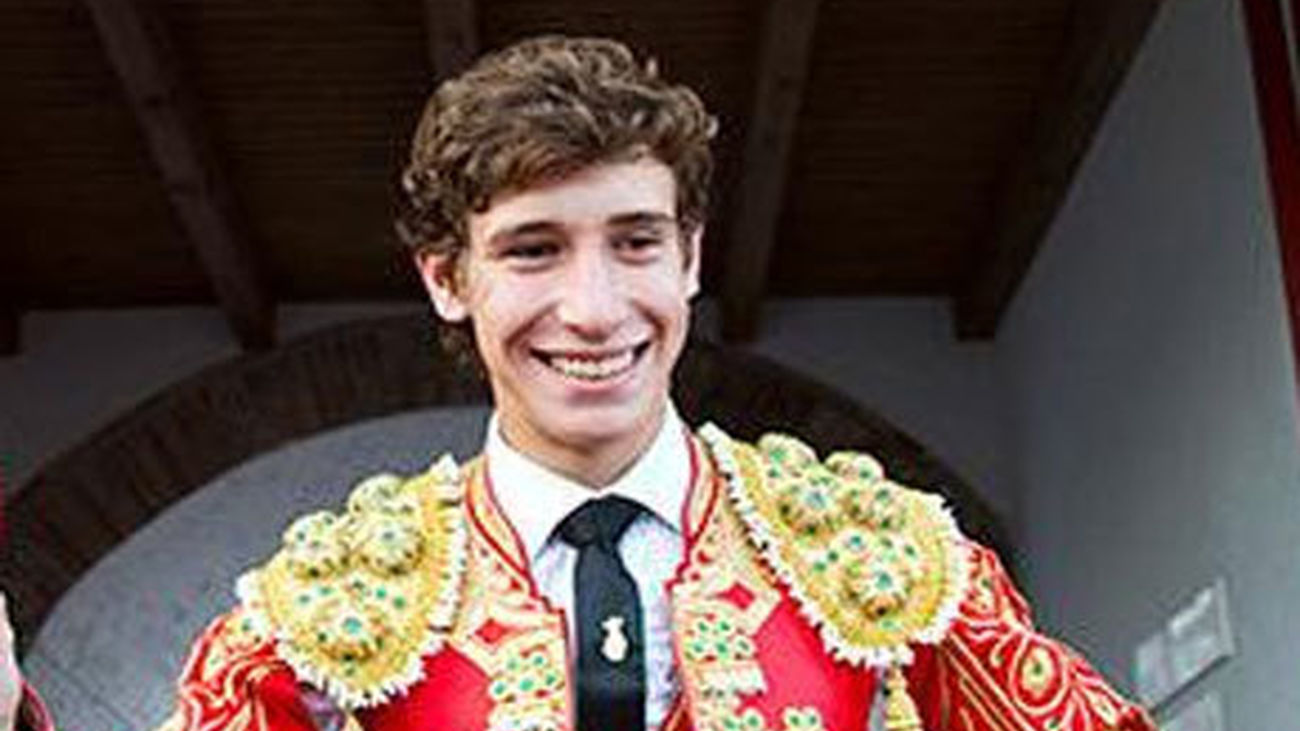 Herido grave el novillero Fernando Rey al ser corneado en Moralzarzal