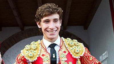 Herido grave el novillero Fernando Rey al ser corneado en Moralzarzal