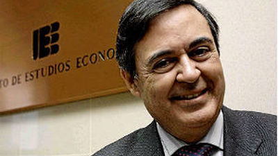 Iranzo dimite como miembro del CES por el caso de las 'tarjetas B'