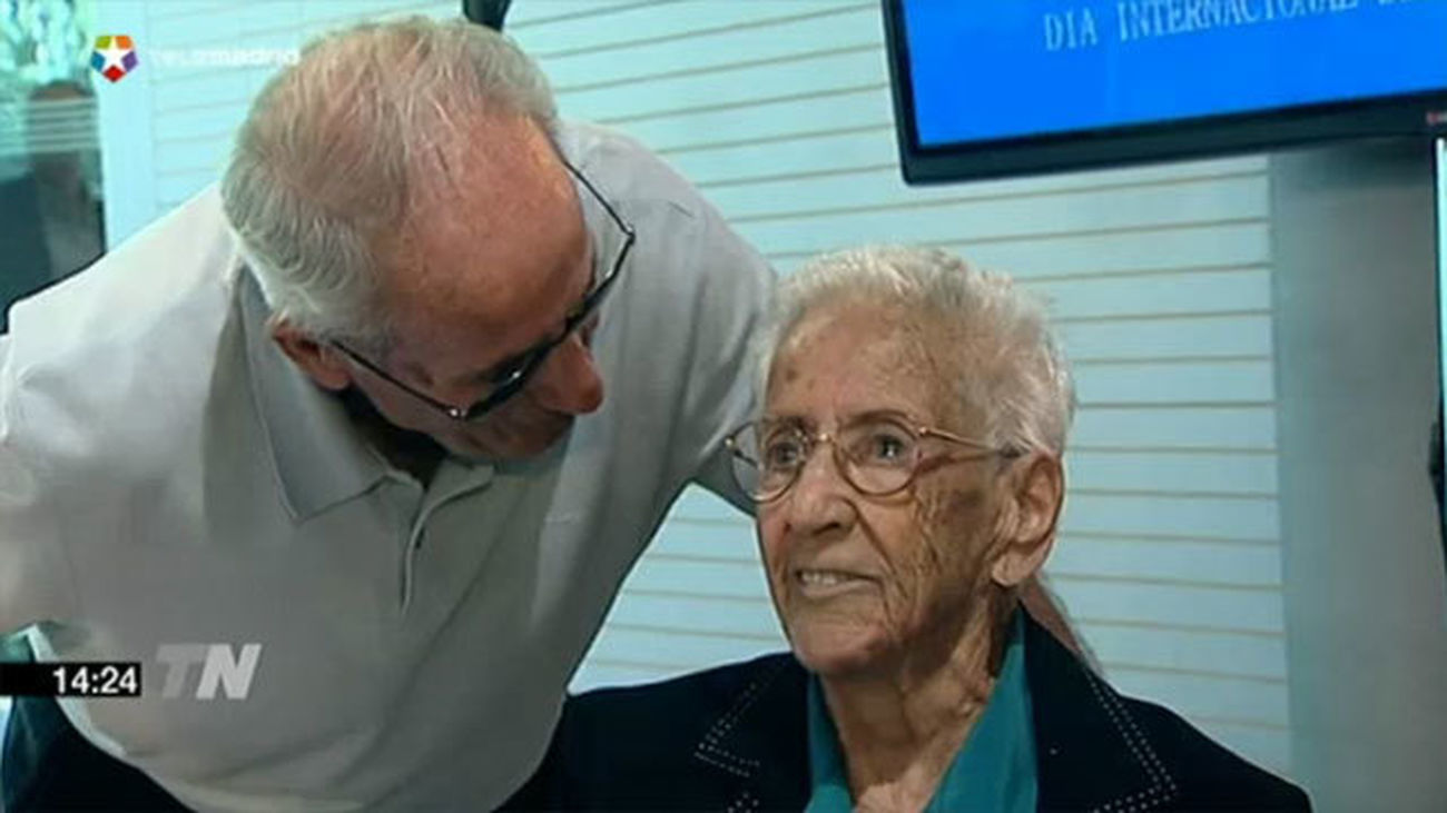 Un total de 1.217 vecinos de Madrid superan los 100 años de edad