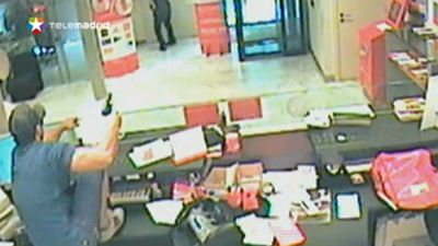 Tres detenidos por atracar un banco en Valdemorillo