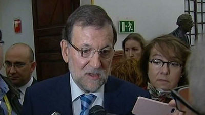 Rajoy ante el ébola: "Hay que estar atentos, pero manteniendo la tranquilidad"