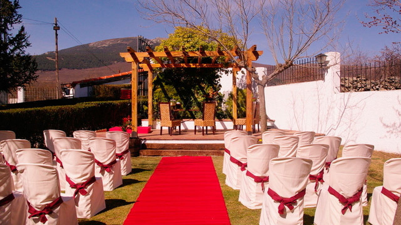 Miraflores de la Sierra: Finca El Rocío