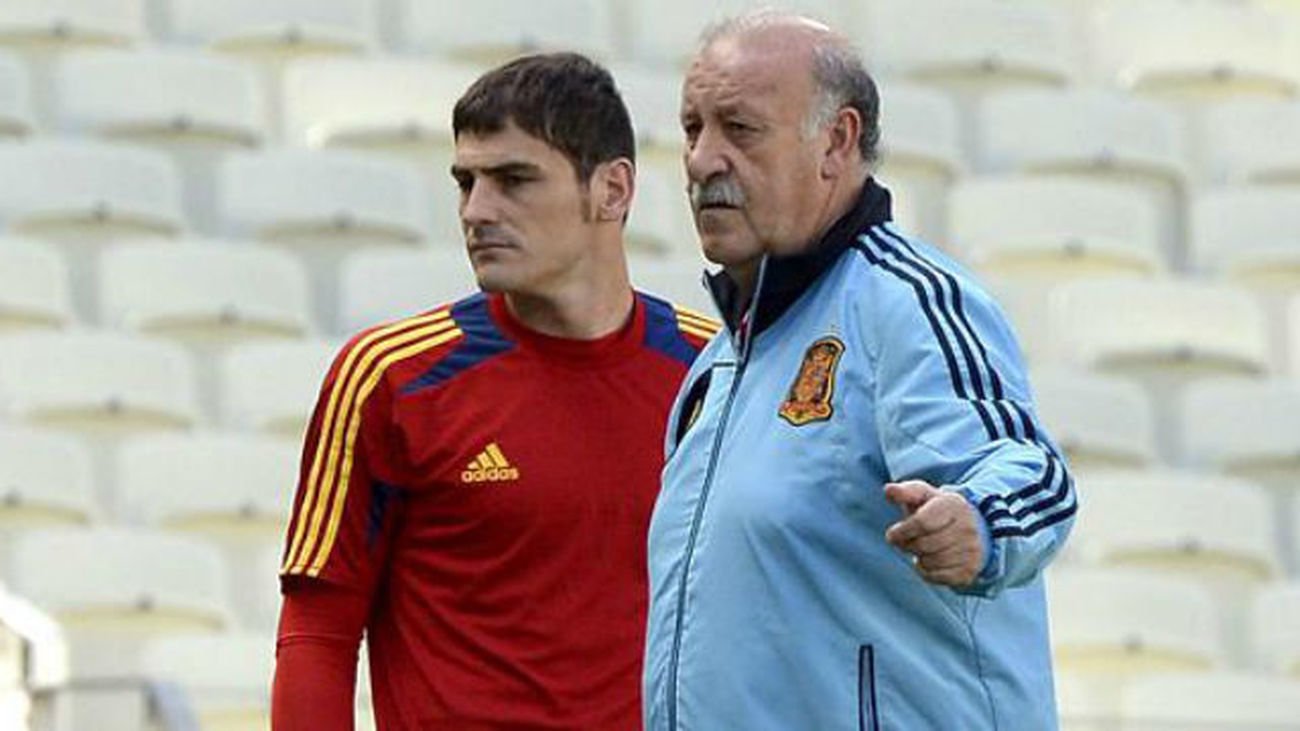 Del Bosque: "Casillas estuvo perfecto con sus compañeros, con el cuerpo técnico así, así"