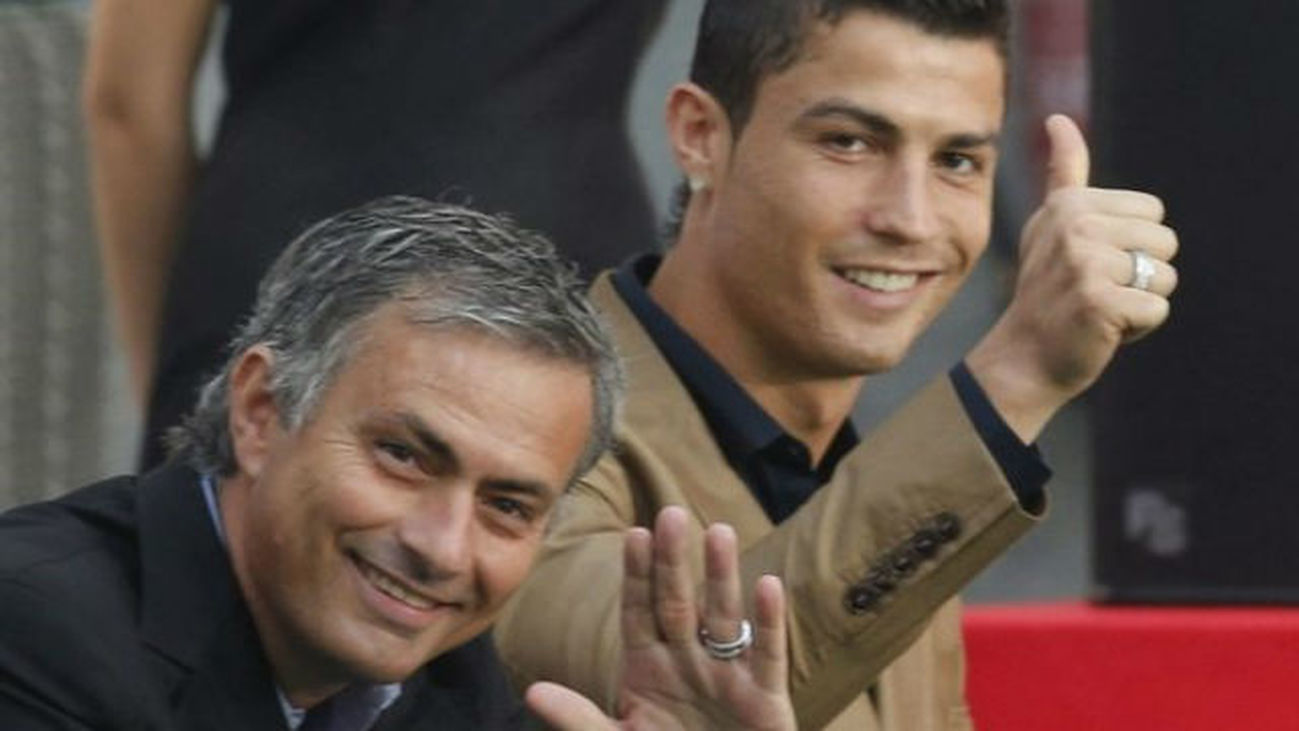 Mourinho: "Cristiano es como Zidane, nunca habrá otro"