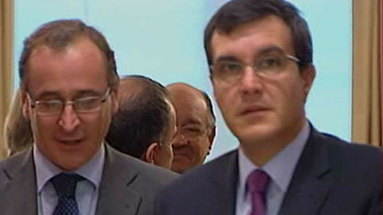 PP y PSOE tachan de fraude y engaño la nueva propuesta de Mas para el 9N