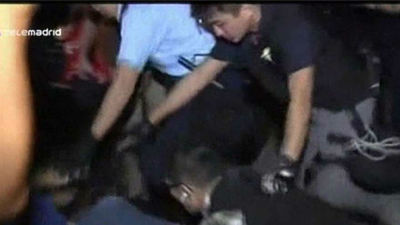 Nuevos enfrentamientos entre manifestantes pro democracia y la policía