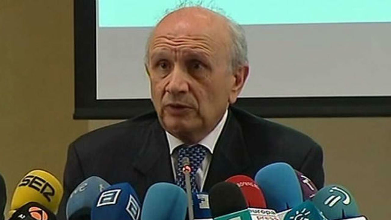 El Consejo de Enfermería denuncia la vulneración de leyes en los protocolos del ébola