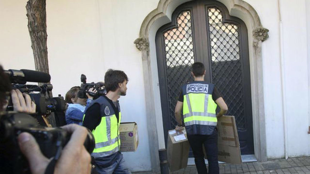 Oleguer Pujol queda en libertad tras negarse a declarar en la comisaría