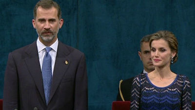 El Rey dice que los españoles ya no son rivales "los unos de los otros"