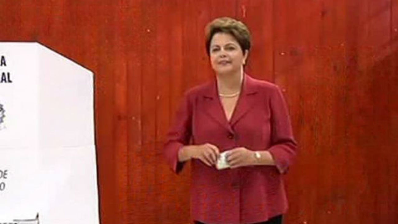 Dilma Rousseff consigue la reelección como presidenta de Brasil