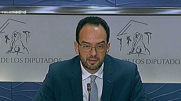 El PSOE pide la reprobación de Montoro por obstaculizar investigación de Gürtel