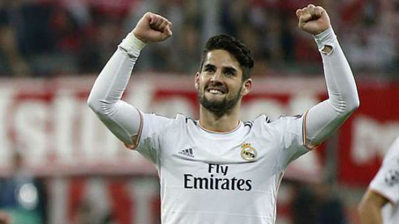 Ancelotti: "Isco está enchufado, trabaja, corre. Es su momento"