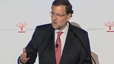Rajoy ve el final de la recesión pero no de la crisis hasta crear más empleo