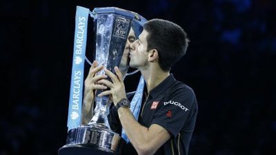Djokovic, campeón del Master sin jugar por lesión de Federer