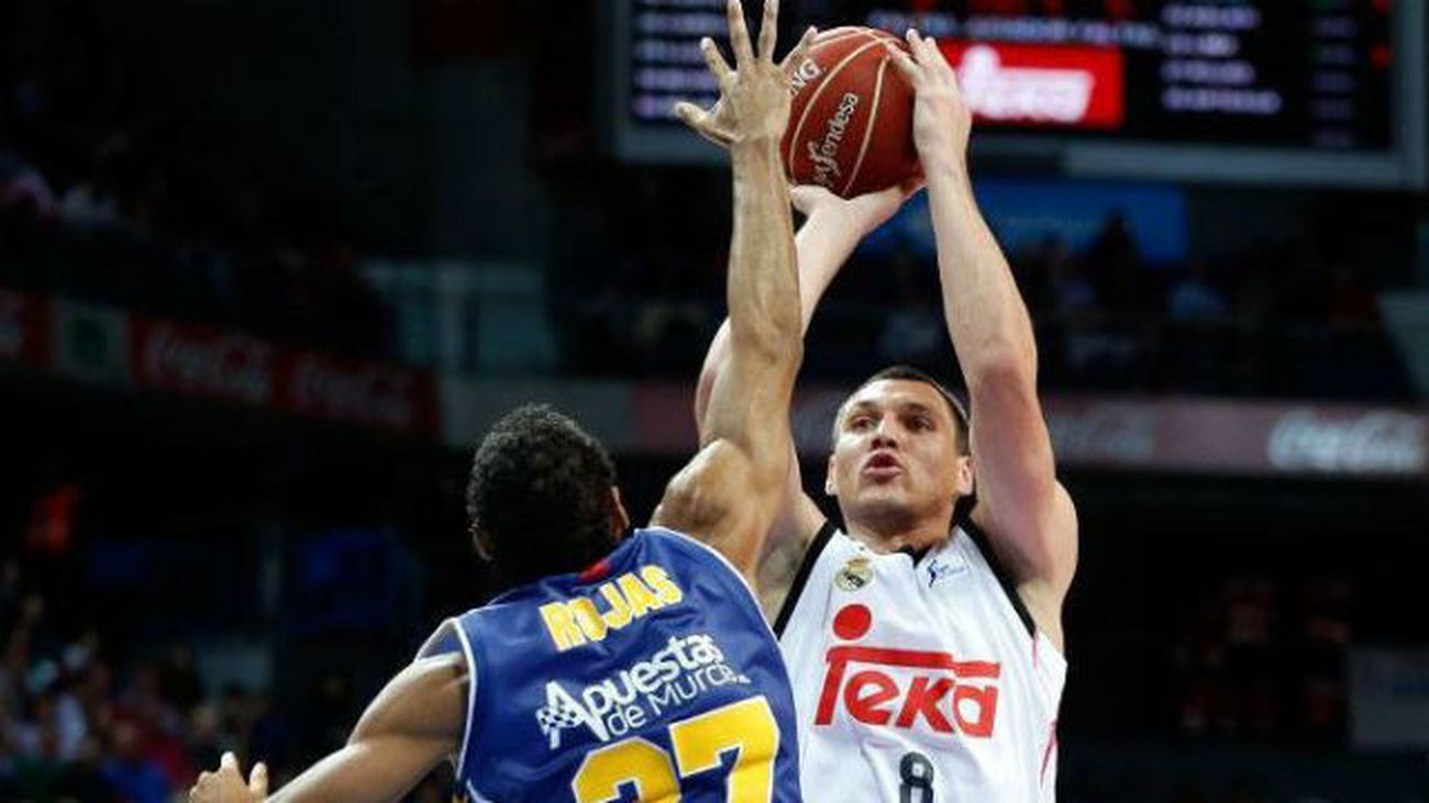 90-65. El Real Madrid se exhibe ante el Murcia
