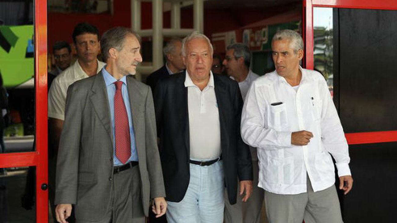 Margallo comienza su agenda en Cuba reuniéndose con responsables de Comercio