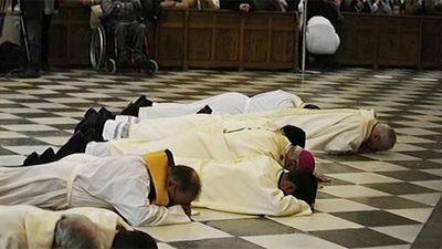 Tres curas y un profesor de religión detenidos en Granada por abusos sexuales