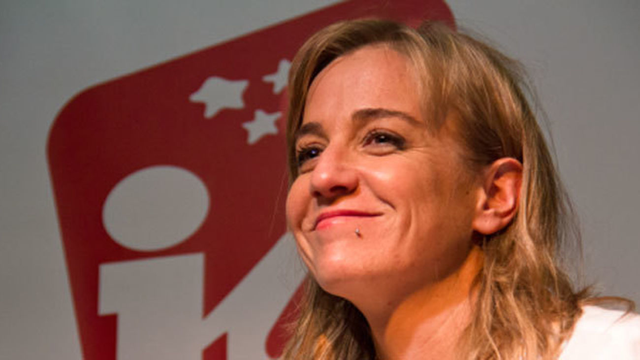 Tania Sánchez no ve irregularidades en la adjudicación del contrato a su hermano