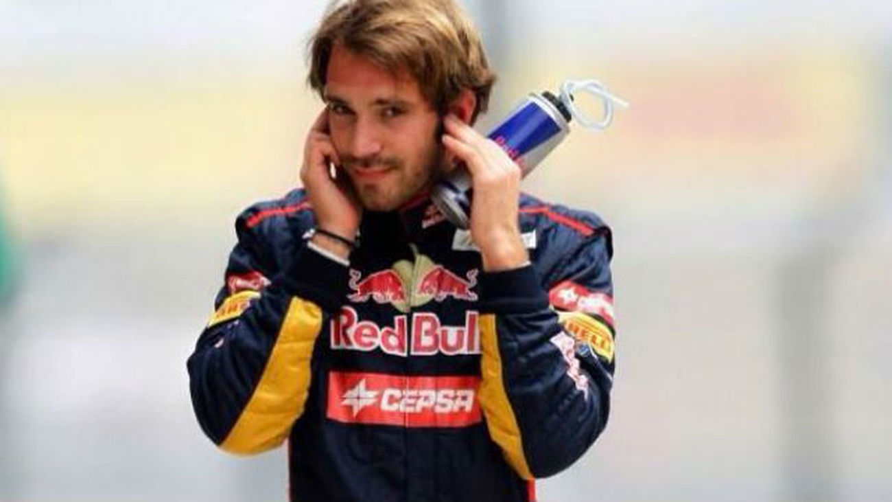 Vergne deja Toro Rosso y deja vía libre a Carlos Sainz