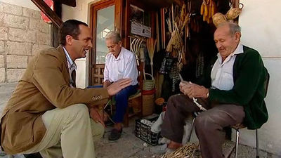 Chinchón: Vida e historia en la Plaza Mayor