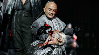 Fausto, en el Valle Inclán