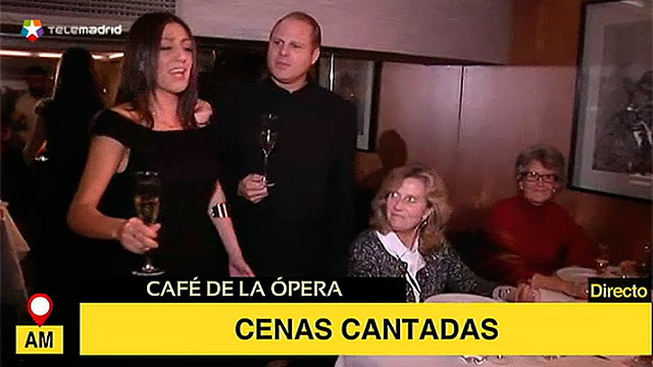 Cenas cantadas en el Café de la Ópera