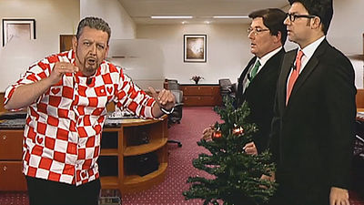 Chicote vuelve por Navidad para organizar una Pesadilla en la oficina