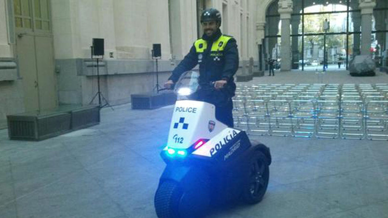 Madrid estrena una nueva policía turística